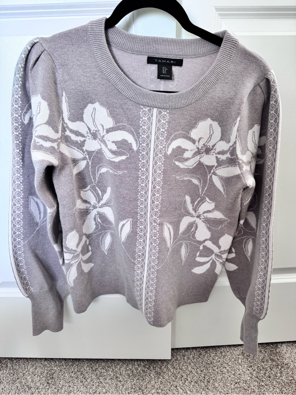 Tahari Women's Gray and White Floral Crewneck Sweater